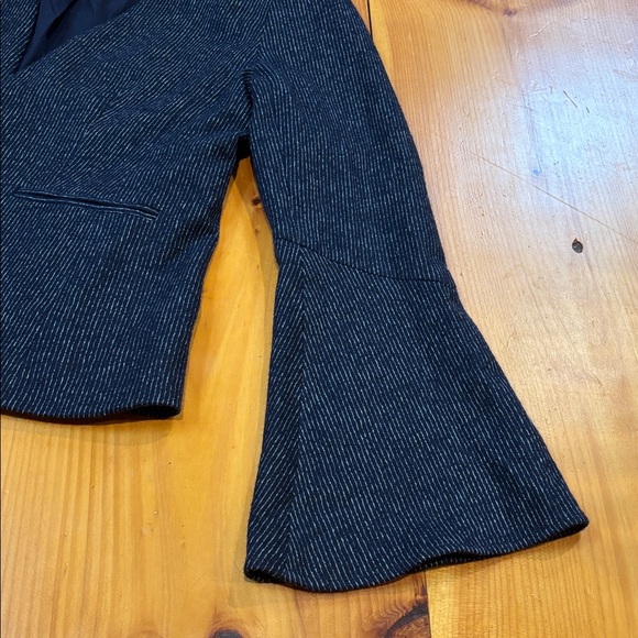 CARTONNIER 14 Navy Blue Pinstripe Wool Blazer Jacket Bell Sleeve Flared Cuffs - Picture 4 of 8